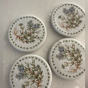 Ceramic lids (4)